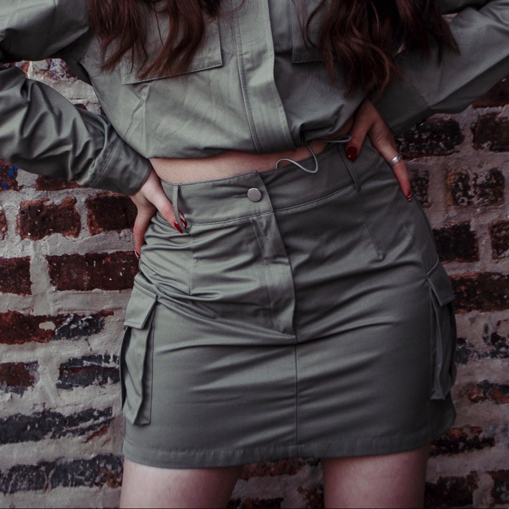 High Waist Flap Pocket Side Skirt